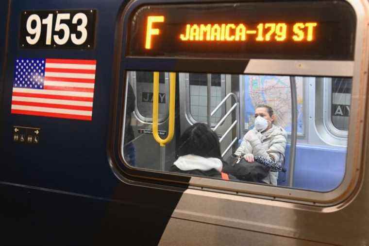 COVID-19 in the United States |  A judge cancels the obligation of the mask in public transport