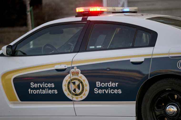 Canada Border Services Agency |  The house of a cocaine importer raided in Drummondville