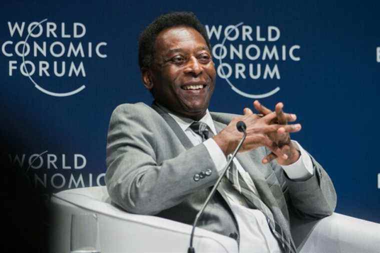 Cancer treatment |  Pelé hospitalized again