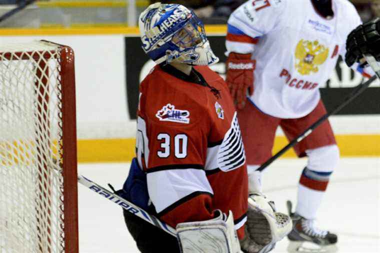 Canucks offer Spencer Martin a two-year contract