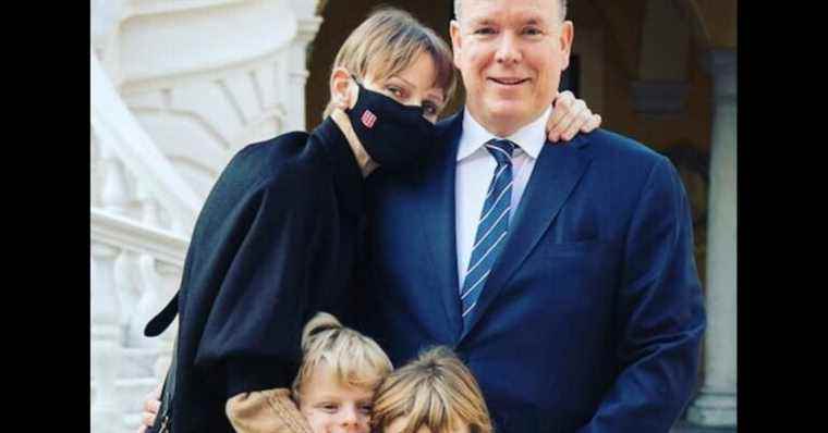 Charlene of Monaco, the big comeback: new haircut and luxury dress with Albert