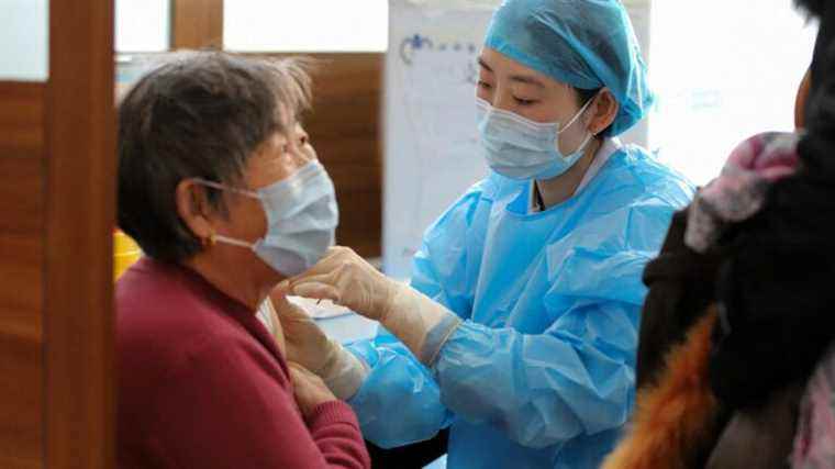 China wants to vaccinate more seniors to get out of the “Zero Covid” strategy