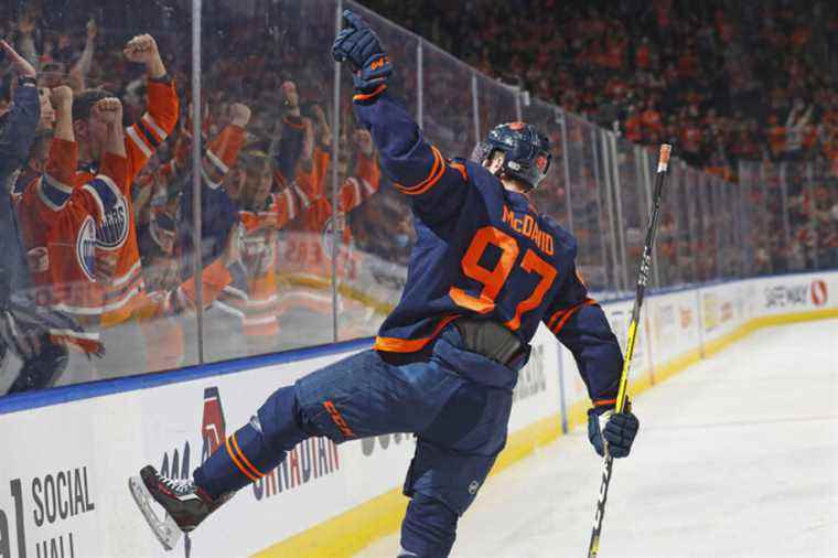 Connor McDavid draws his drive to be the best wherever he can