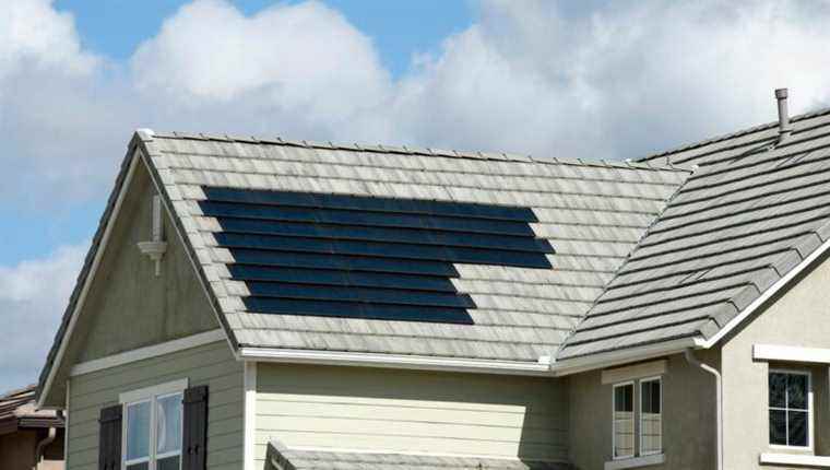 Cover your roof with solar tiles