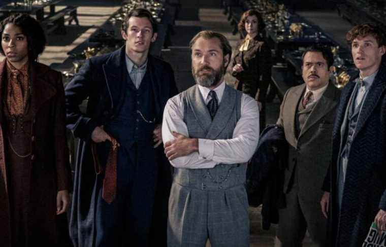 [Critique] “Fantastic Beasts.  Dumbledore’s Secrets’: Darker, Stronger, But…