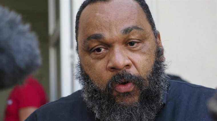 Dieudonné sees his sentence for “anti-Semitic insult” reduced on appeal