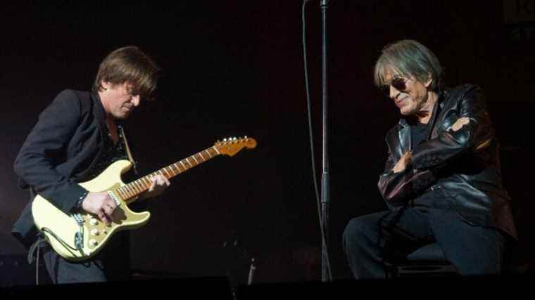 Dutronc father and son together on stage for the opening concert of the 2022 edition