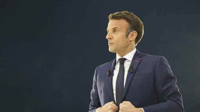 Emmanuel Macron has left the Lantern residence and continues the consultations