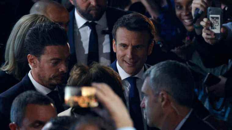 Emmanuel Macron will make his first trip between two tours in the Hauts-de-France mining area on Monday