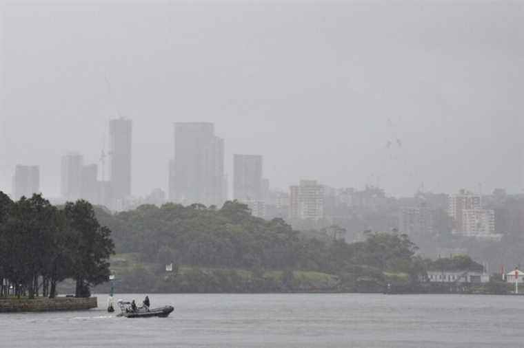 Evacuations in Sydney following further flooding