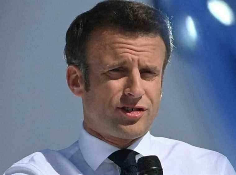 Faced with Anne-Elisabeth Lemoine, Emmanuel Macron denies having dismissed Anne-Sophie Lapix for the debate against Marine Le Pen