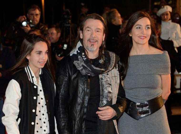 Florent Pagny hit by the disease, his daughter Aël breaks the silence and reveals a rare video of the singer which speaks volumes!