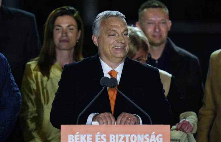 In Hungary, the hard line of Orbán reinforced by a landslide victory at the polls