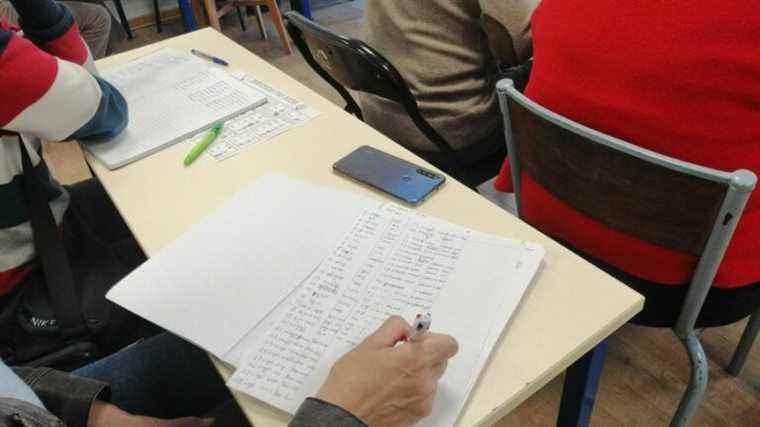 In Limoges, Ukrainian refugees take French lessons