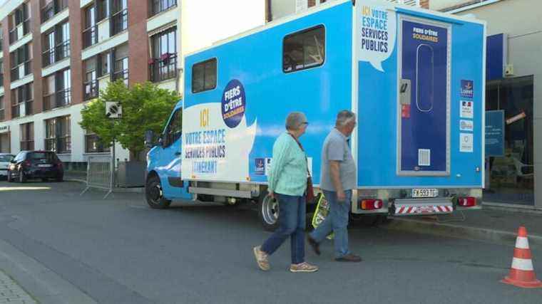 In the Loiret, a traveling bus travels to facilitate administrative procedures