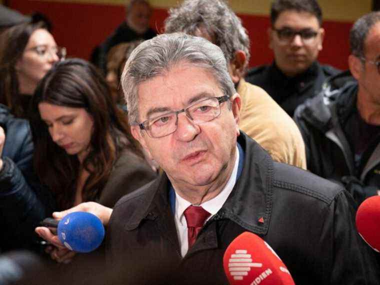 Jean-Luc Mélenchon very worried after the discovery of a case of avian flu in humans in China, he utters a huge rant!