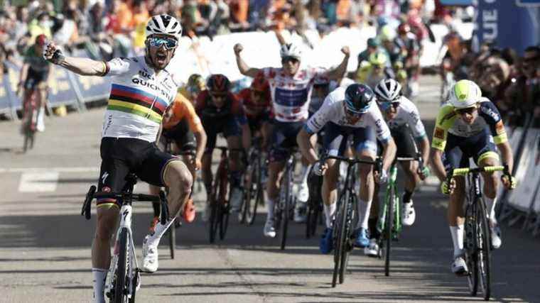 Julian Alaphilippe signs his first victory of the season on the Tour of the Basque Country