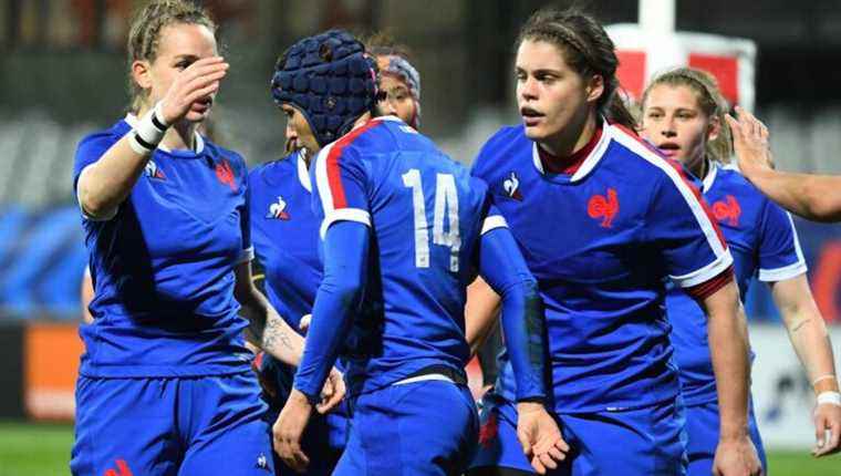 Lauriane Lissar and Jean Monribot before France-England in Bayonne