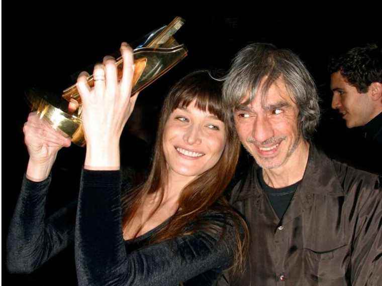 Louis Bertignac swings on his ex, Carla Bruni