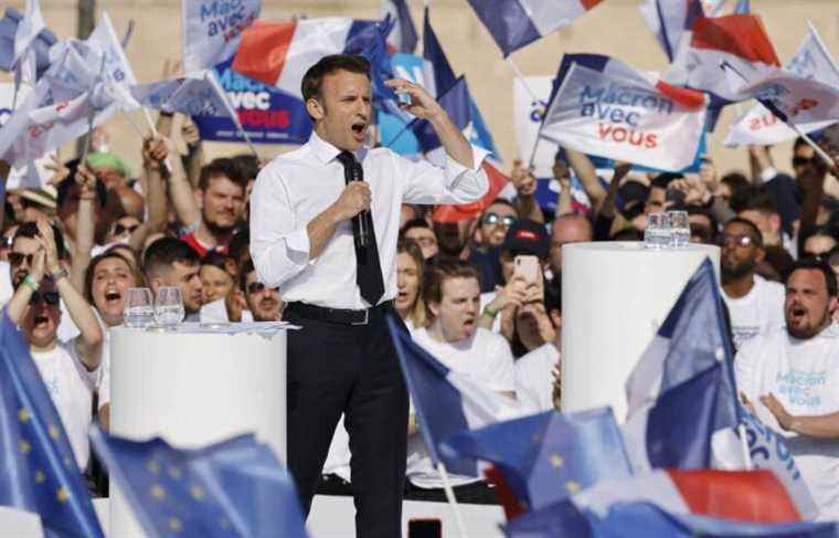 Macron environmentalist, Le Pen “mother”