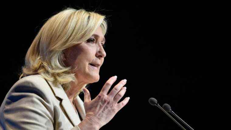 Marine Le Pen wants to be “more presidential, more consensual”, but remains on an extreme right line, according to a political scientist