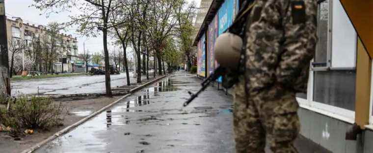 Mariupol: 5 Ukrainian soldiers “surrender”, 140 civilians evacuated (separatists)