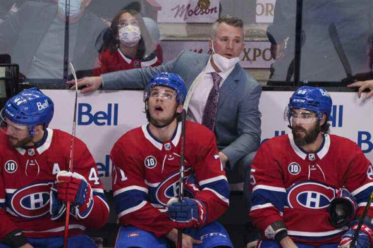 Martin St-Louis wants to stay behind the Canadiens bench