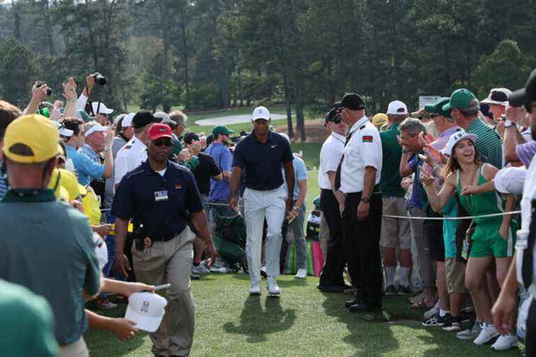 Masters Tournament |  Tiger Woods holds attention in Augusta