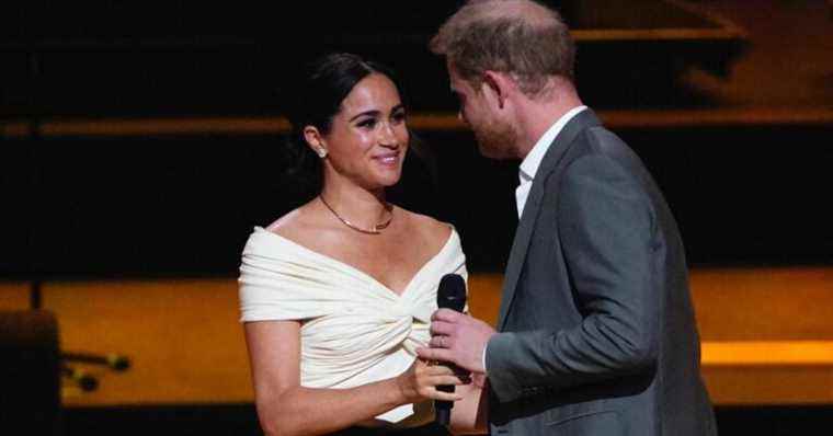 Meghan Markle: Kissing Harry on stage, bare shoulders in a bodysuit … She pulls out all the stops at the Invictus Games