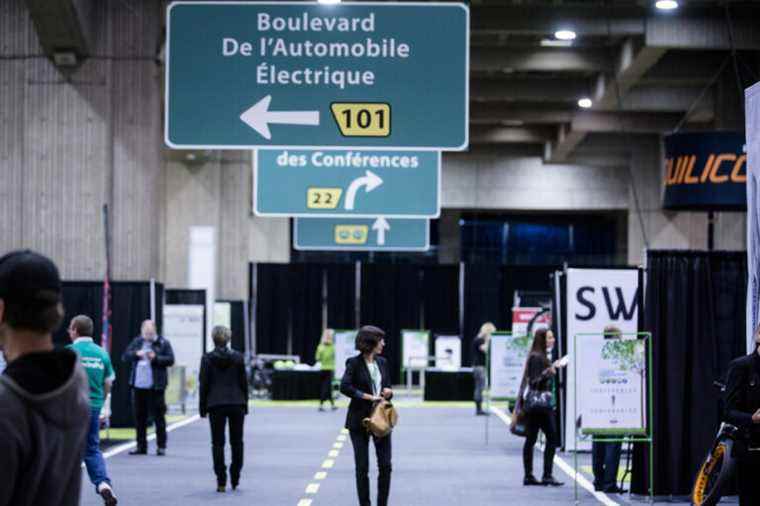 Montreal Electric Vehicle Show |  Window shopping