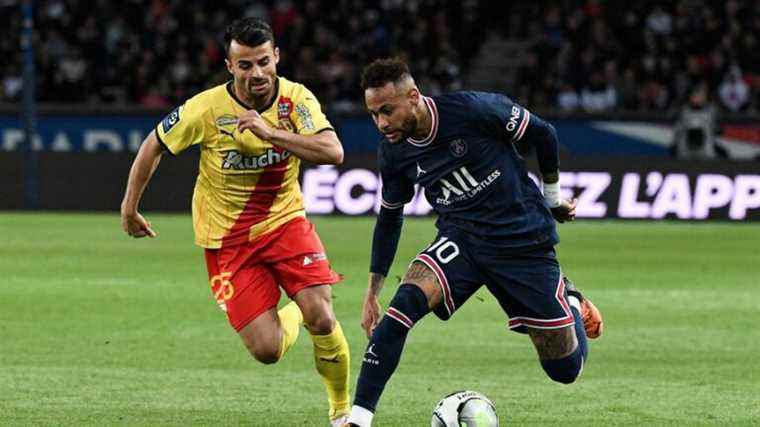 RC Lens stands up to PSG, which offers the title of champion of France