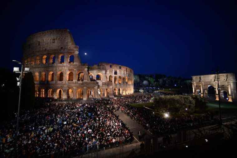 Roma |  The “Stations of the Cross” returns to the Colosseum against the backdrop of the war in Ukraine