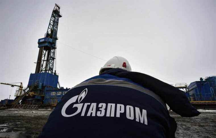 Russia suspends gas supplies to Poland and Bulgaria