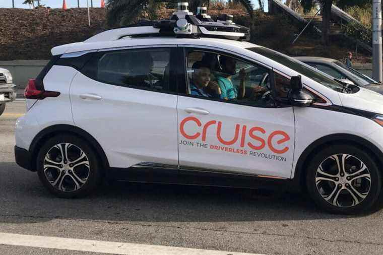 San Fransisco |  Self-driving car arrested by police