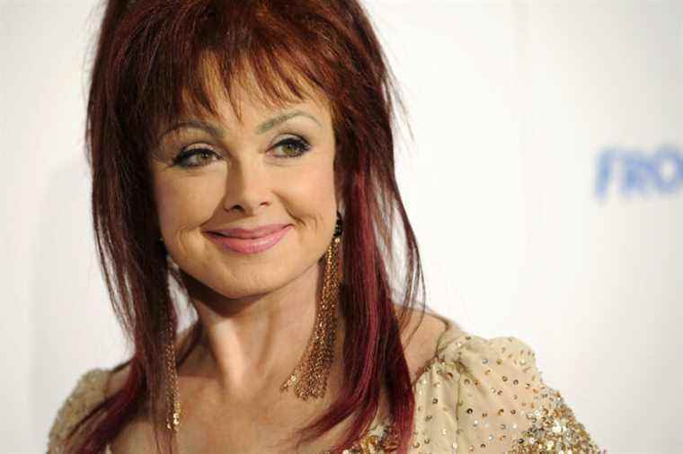 Singer Naomi Judd dies aged 76