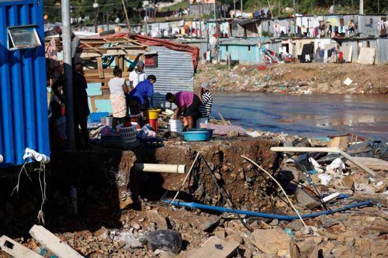 South Africa |  Flood death toll rises to 341