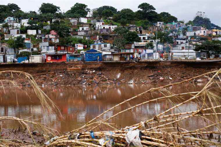 South Africa |  More rains hamper relief efforts after deadly floods