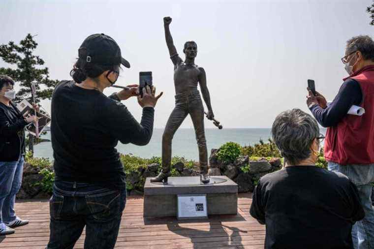 South Korea |  Freddie Mercury statue unveiled