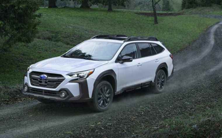 The 2023 Subaru Outback changes its look and becomes more techno