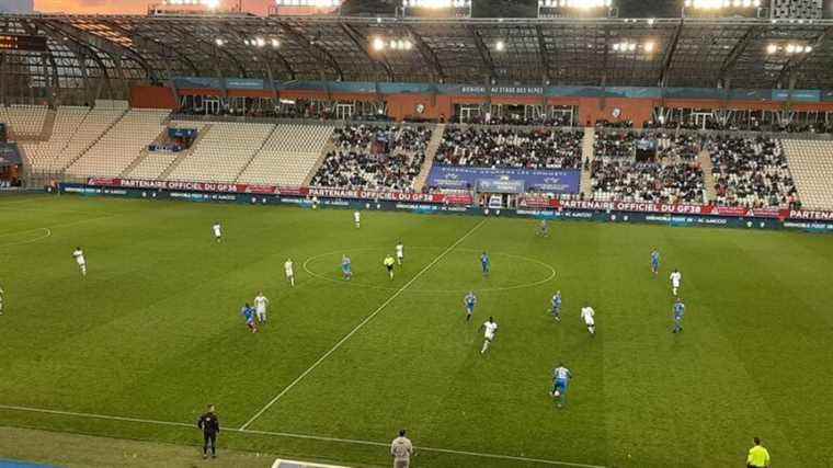 The GF38 not yet officially maintained in Ligue 2 after its draw against Amiens (1-1)