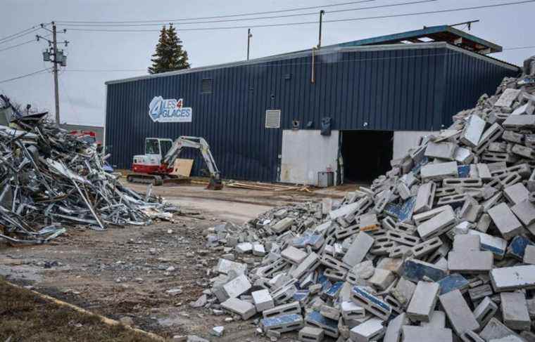 The Les 4 Glaces complex in Brossard becomes a renovation center Patrick Morin