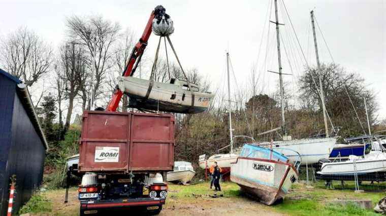 The port of Lézardrieux get rid of abandoned boats