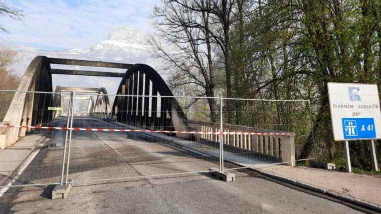 The reactions in Isère after the arson of electric cables in Villard-Bonnot