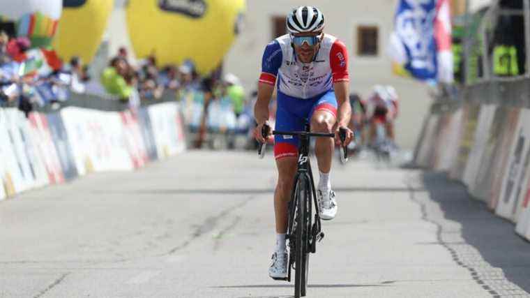 Thibaut Pinot wins life-saving success on the last stage of the Tour des Alpes, Romain Bardet offers himself the general