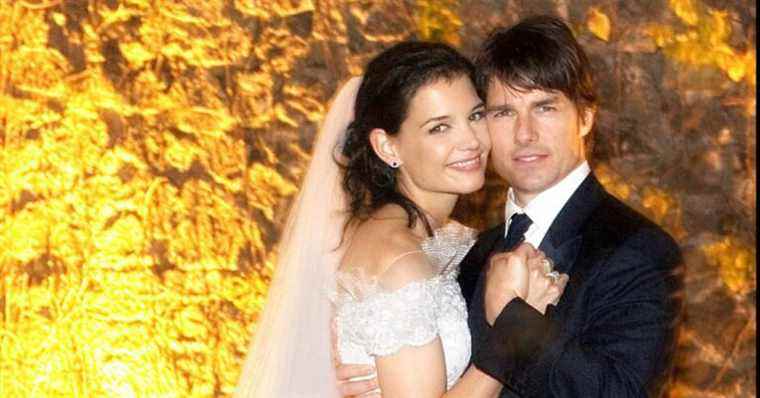 Tom Cruise and his marriage to Katie Holmes: designer dress, castle in Italy and rain of stars