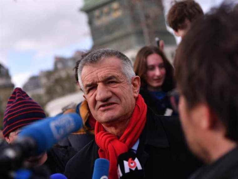 Treated as “c*n” by a famous columnist, Jean Lassalle sees red and reframes it violently!