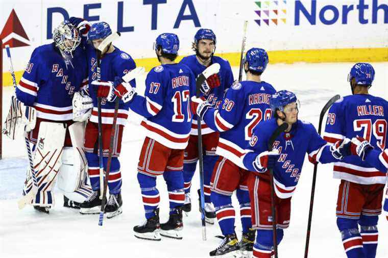 Tuesday in the NHL |  Rangers sign third consecutive shutout