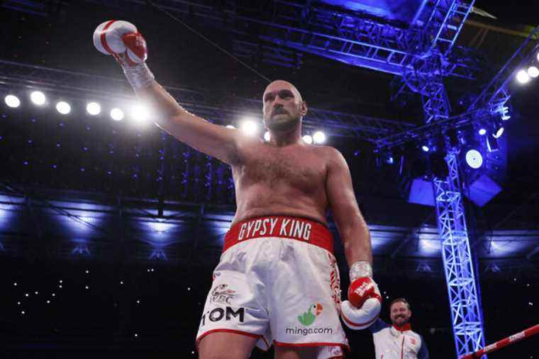 WBC heavyweight belt |  Tyson Fury walks away undefeated