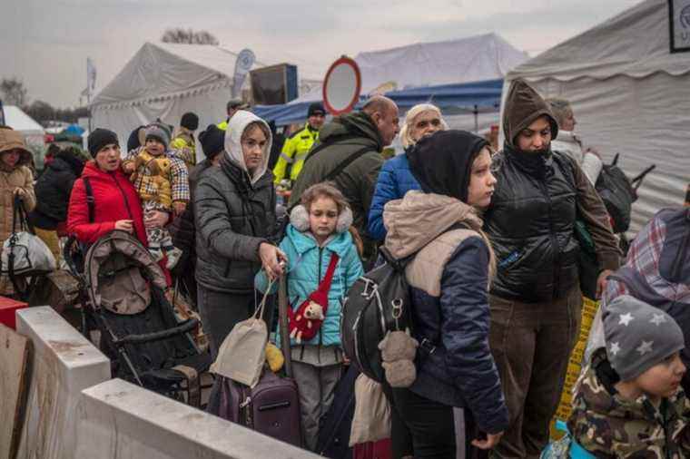 War in Ukraine |  Canadian soldiers in Poland to help refugees