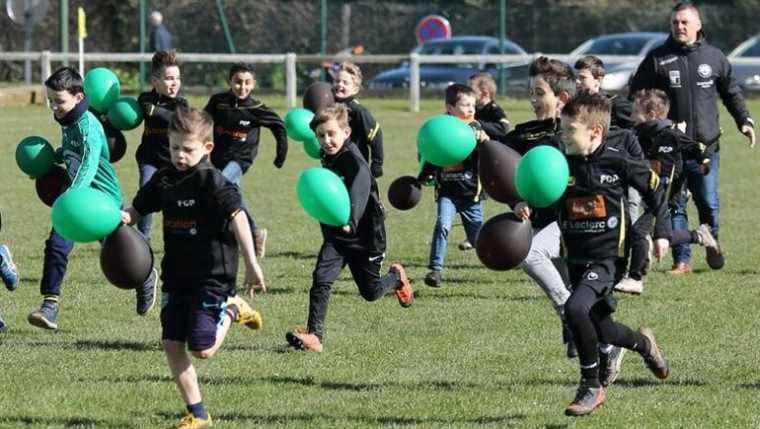 What is the secret of the success of this small Breton football club in Pleuven?  90 years of history